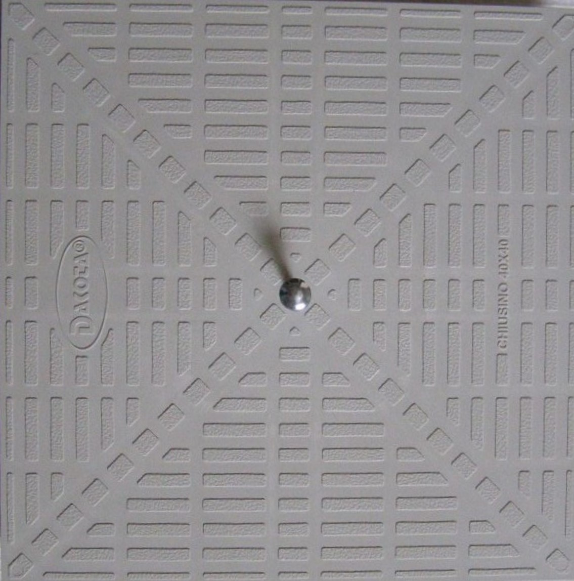 Kanalizačný poklop 550x550mm plast